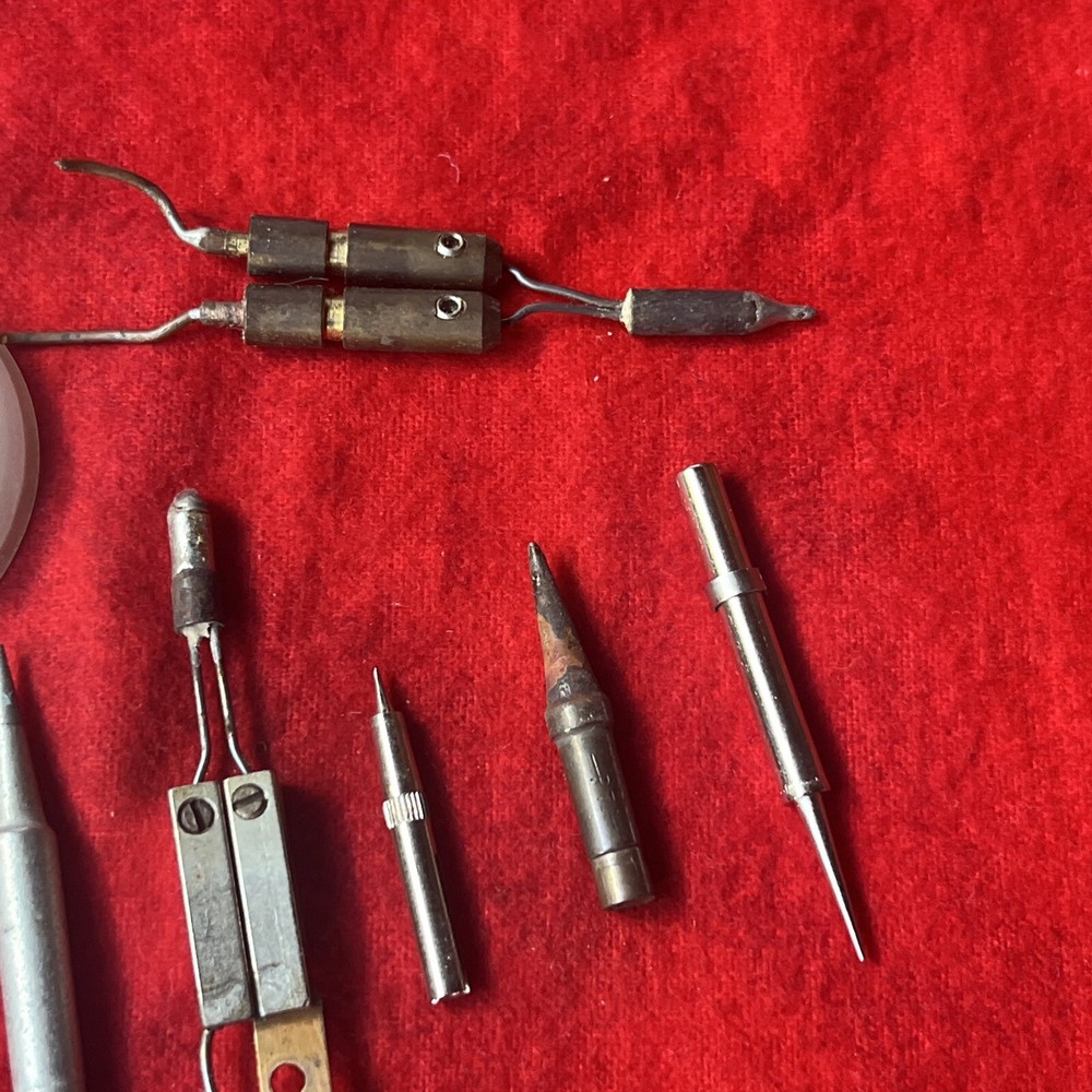 MIXED LOT SOLDERING TIPS & SOLDER SPOOLS - VARIOUS TYPES (k25)