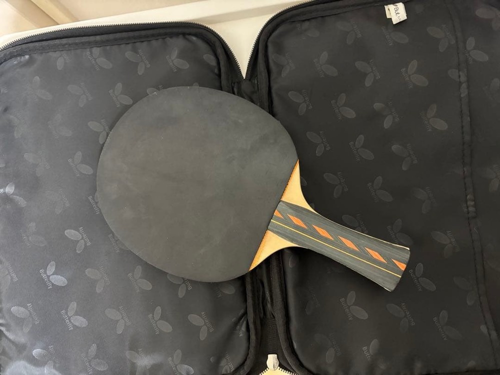Butterfly Table Tennis Racket Red/Black with Case