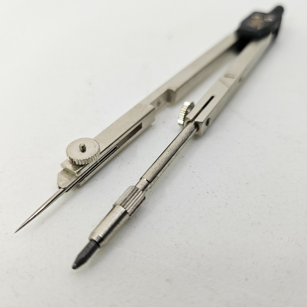Vintage Helix Drawing precision Compass with case Excellent condition!