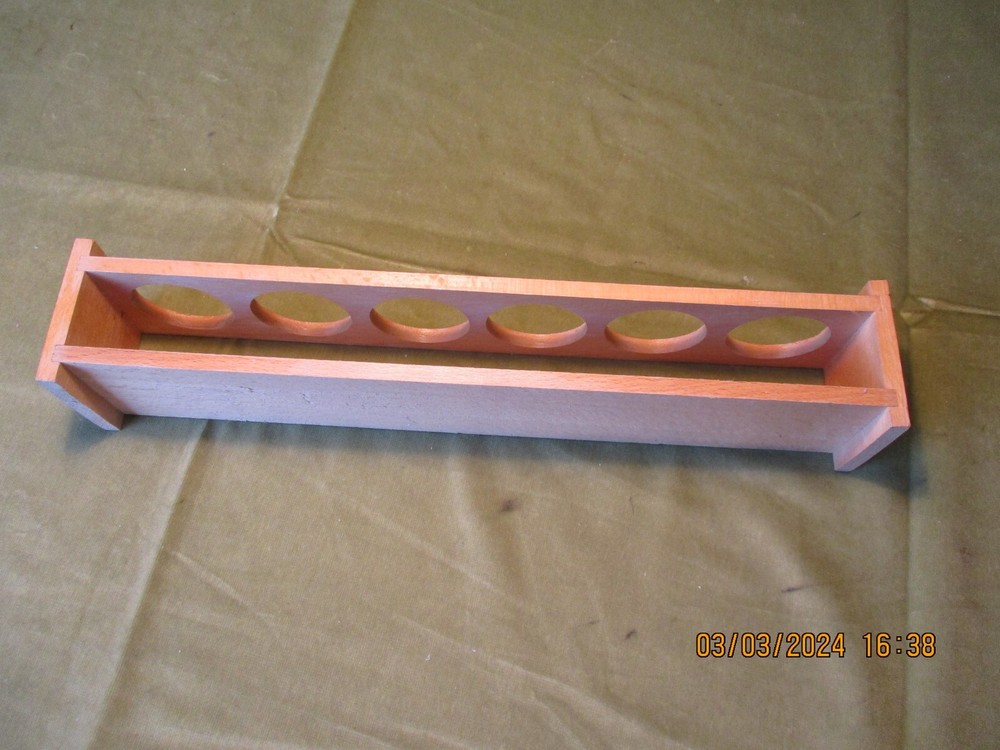 -VINTAGE BEECH WOOD BOTTLE RACK