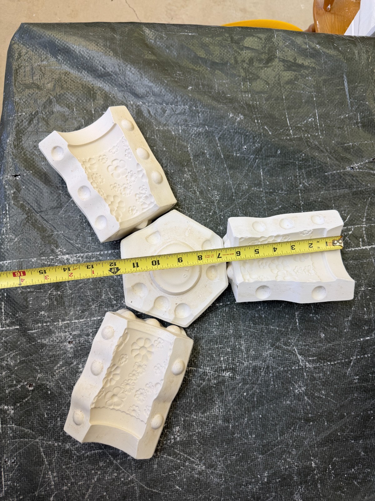 VINTAGE ARNEL'S CERAMIC MOLD #873 DAISY TUMBLER