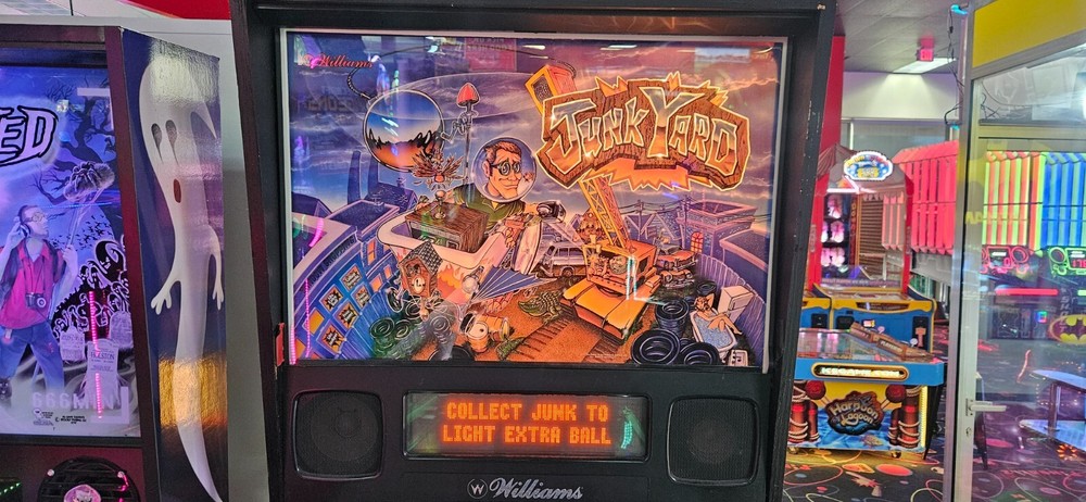 JUNK YARD Pinball Machine - Williams 1996 - 2816