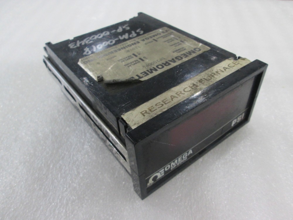 Omega, DP2000, Panel Meter, Used