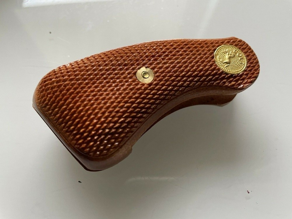 HANDLE GRIPS FOR COLT D FRAME SHORT SQUARE BUTT DETECTIVE DIAMOND BACK CHECKERED
