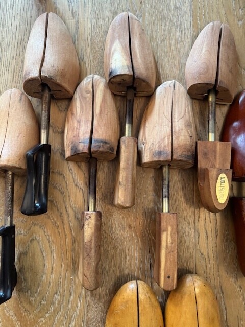 Men's Solid Wood Tree Adjustable Shoe Stretcher Forms - Great condition