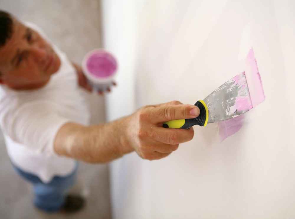 Harrier Hardware 4-Pack Soft Grip Handle Putty Scraper Knife, Flexible Blade,...