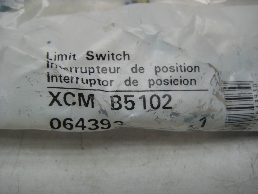 SCHNEIDER ELECTRIC XCMB5102 LIMIT SWITCH NSFS