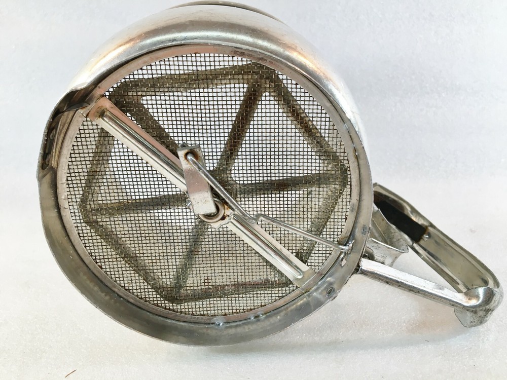 Vintage FOLEY 5 Cup Sifter