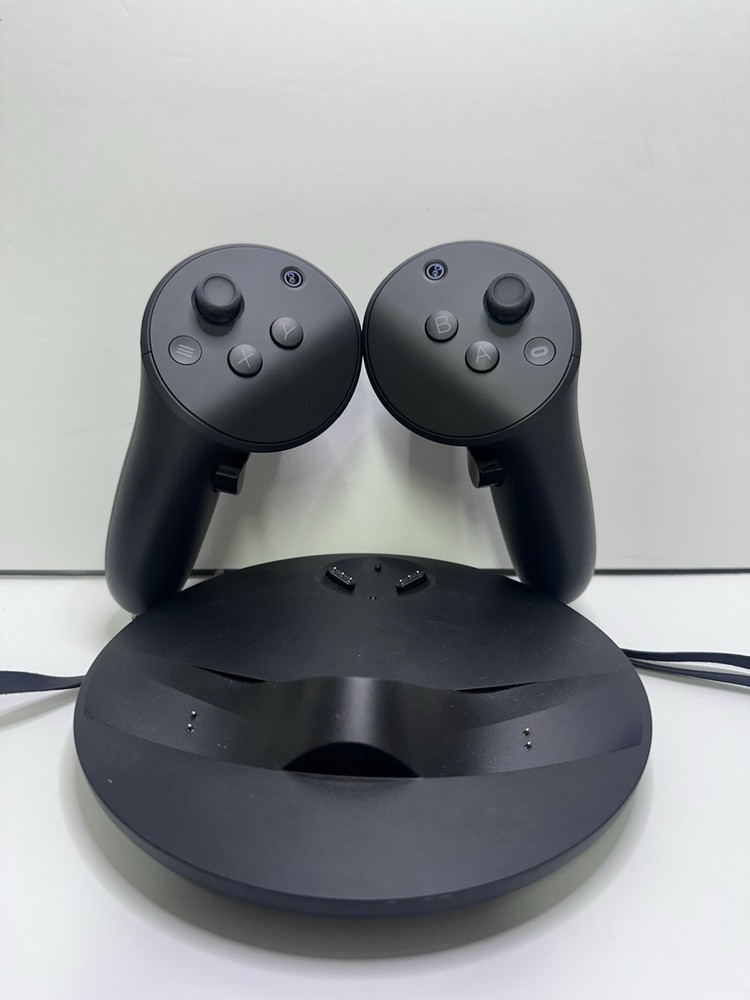 Meta Quest Touch Pro VR Controllers with Charging Dock - Tested