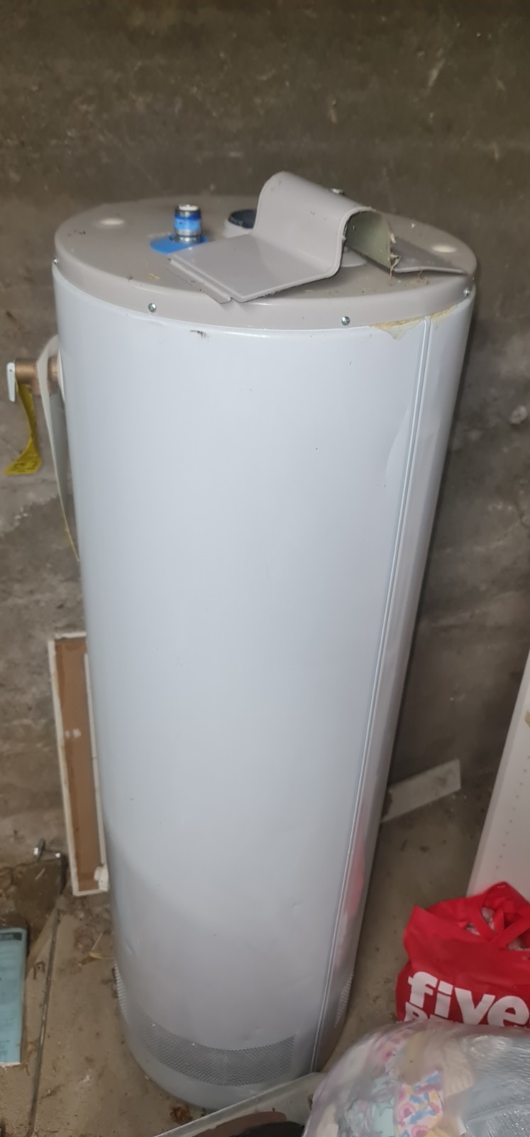 Hot Water Tank, 40 Gallos, Propaine Gas