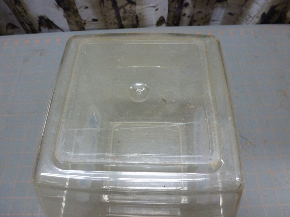 (B) VTG EMPTY Atomic Fireball Pan Ferrara Candy Counter Jar, Plastic Container