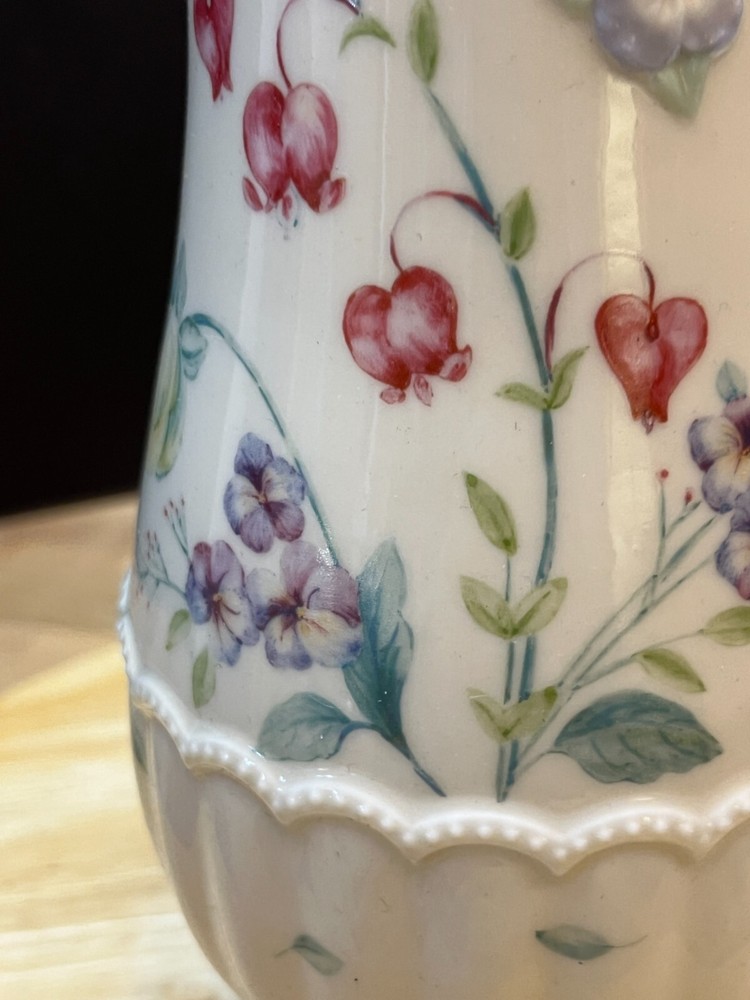 Lenox Spring Bouquet Pattern Embossed Flowers Ribbed 10" Pitcher 2003