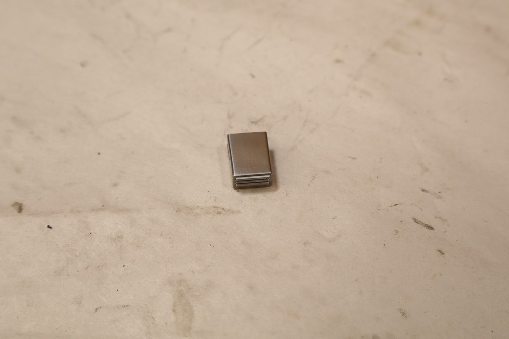 Icom Ic-r71e hf receiver part Silver Button Cap