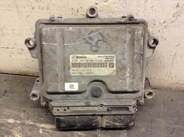 Kenworth T660 Electronic DPF Control Module - Used | P/N A034V782