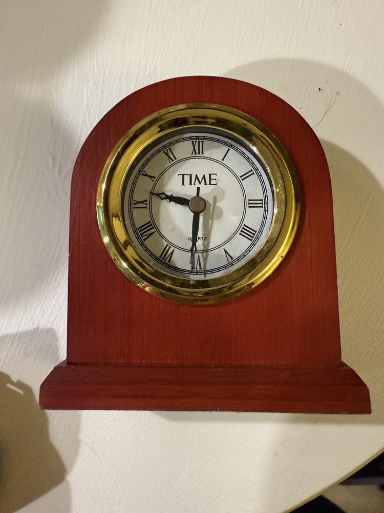 Wood Clock Table Mantel Time Quartz Red