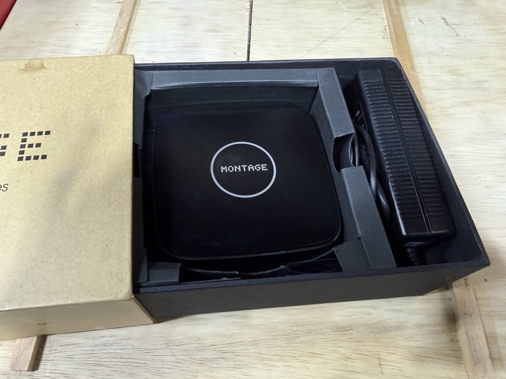 Clear Touch DisplayNote Montage