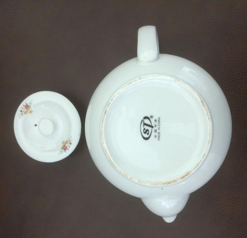 VINTAGE FLAT TOP TEAPOT