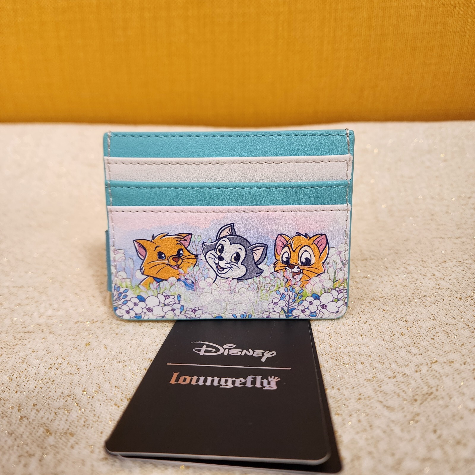 Loungefly Disney Cats Flower Field Cardholder Wallet Marie Dinah Figaro Oliver