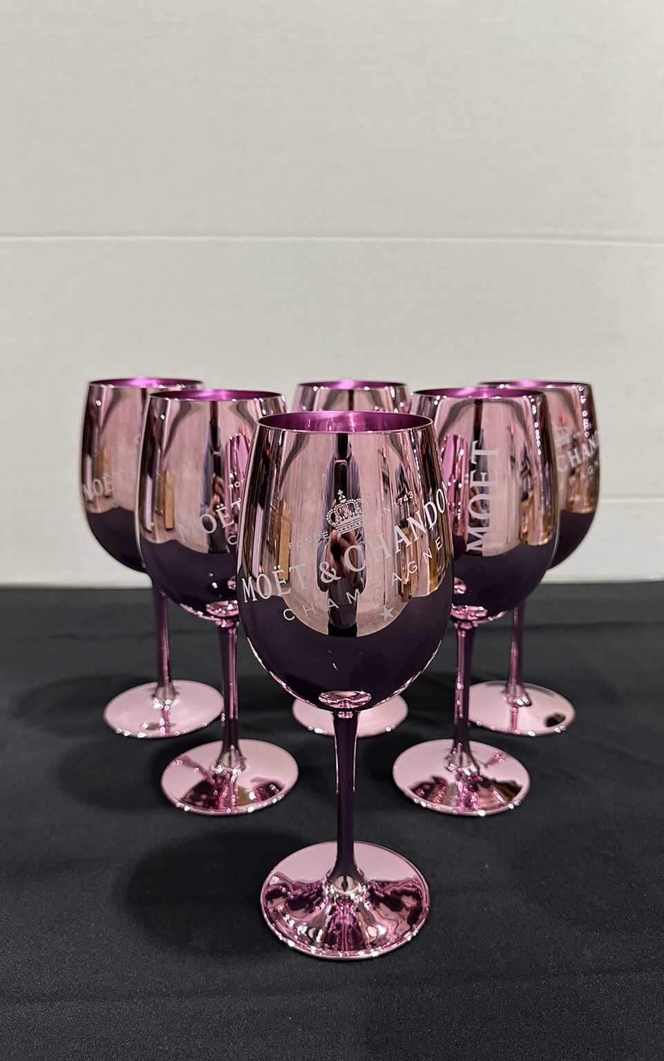 Moet & Chandon Champagne Glasses Flutes Pink Ice Imperial Acrylic Set 6
