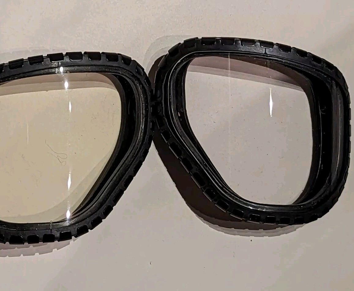 US Military Combat-Bio. Mask Field M40A1/Canister C2A1 Free Shipping!!!