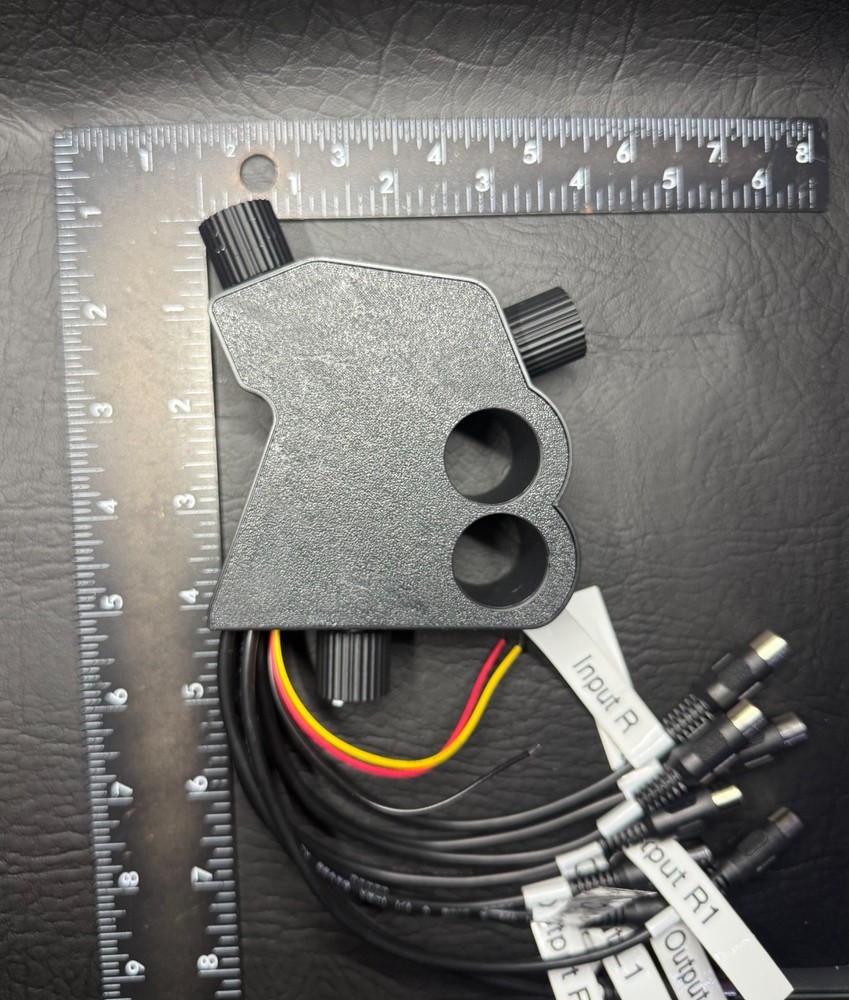 3 Bass Knob with Voltage Reader