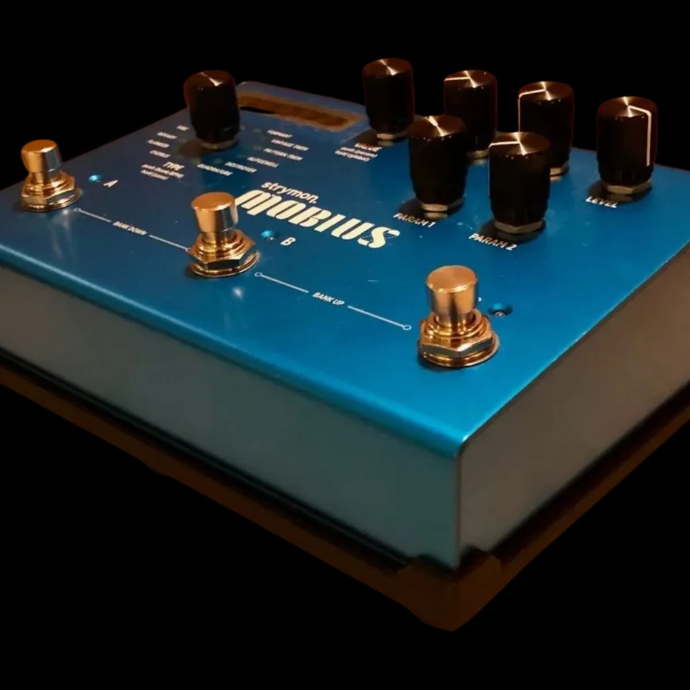 Strymon 3 Button Bottom Plate Slab, Frame and Risers