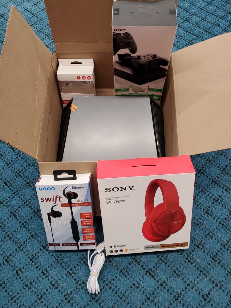 Radioshack Returns Broken Lot: Netgear, Sony, Xbox