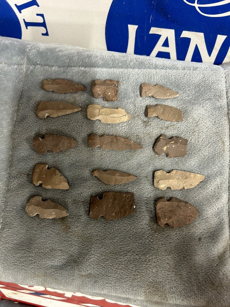 15 Piece Arrowhead Collection Assortment