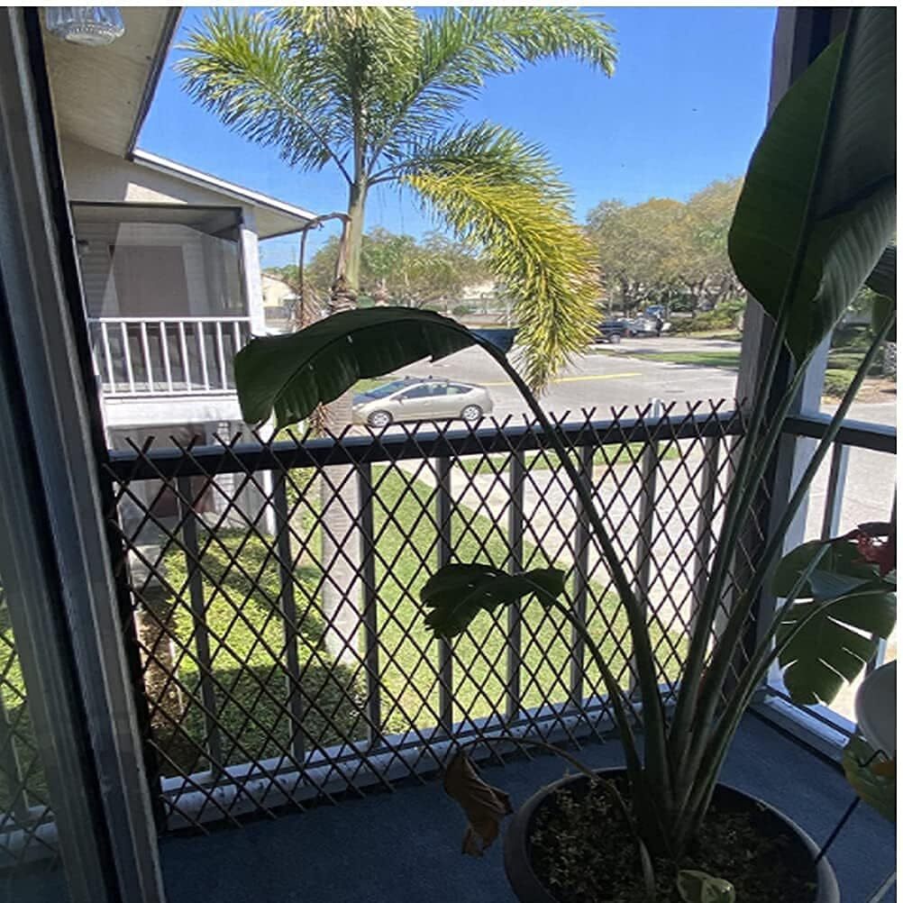 2 Pack Willow Expandable Lattices Fence，Garden Fence Trellis for Climbing Plants