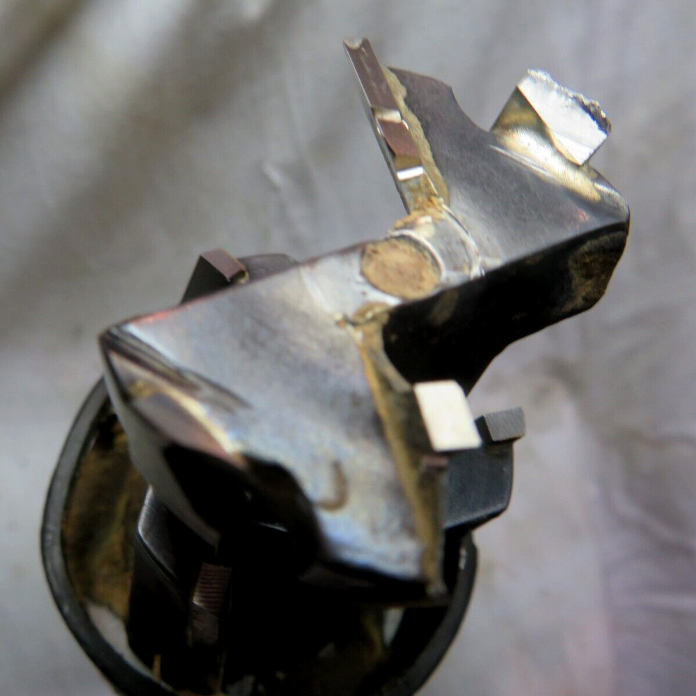 (USED) R8 ARBOR with DAMAGED SHELL MILL CUTTER (160-C1)