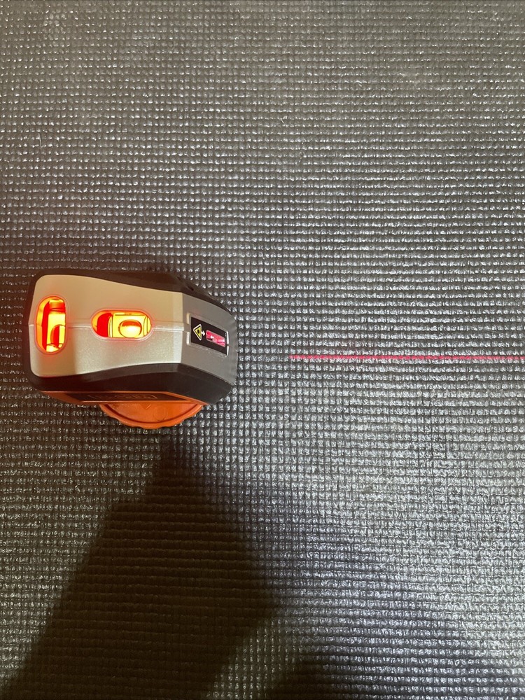 BLACK+DECKER BDL220S Laser Level