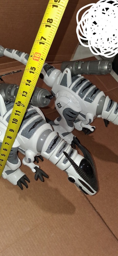 WowWee Roboraptor Remote-Controlled Robot Dinosaur 2-Pack with Remotes, White/G…