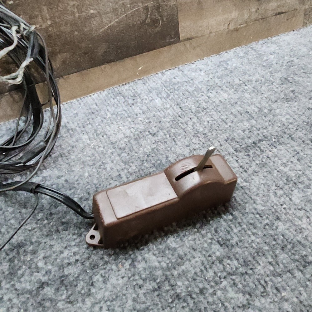 VTG Lionel Automatic Switch Controller without lights