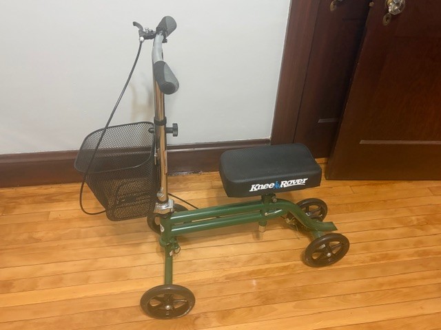 KneeRover® Steerable Knee Scooter Green - Open Box