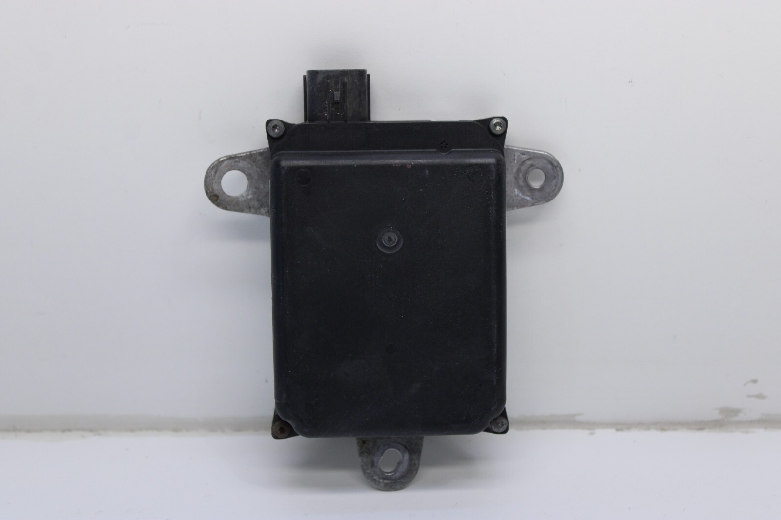 Used! 2014-2016 Mazda 3 6 Blind Spot Monitoring Radar Sensor OEM