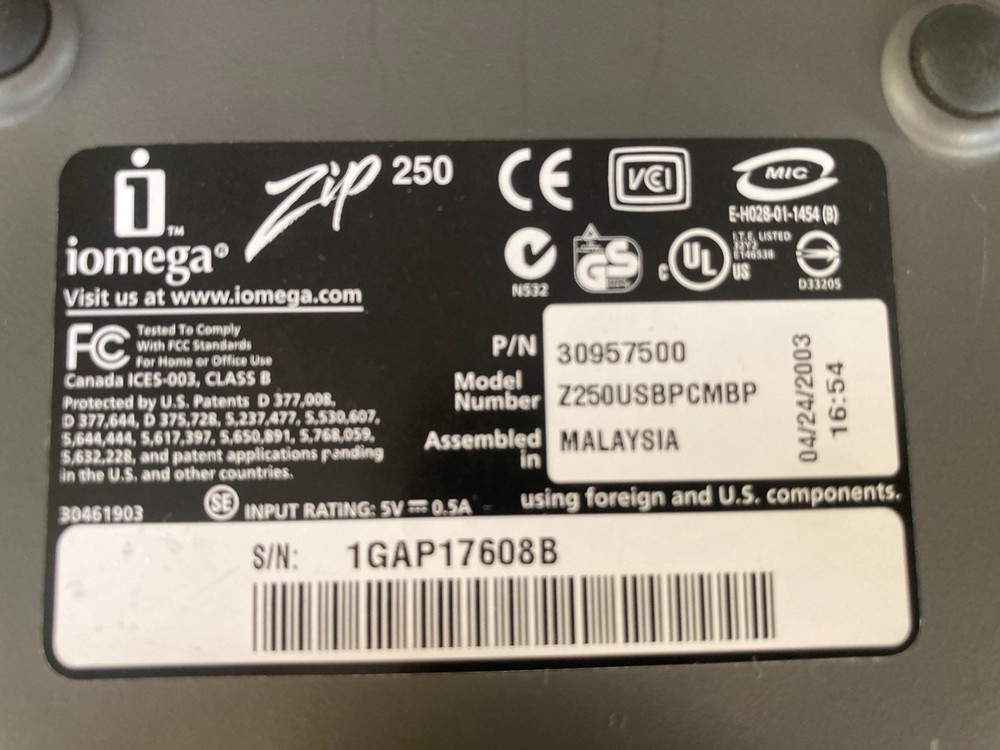 Iomega ZIP 250MB External USB Drive w/Disk & NEW Cable. Tested.