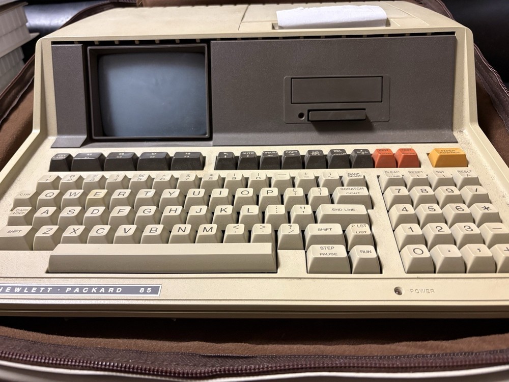 Vintage HP Hewlett Packard 85 Computer