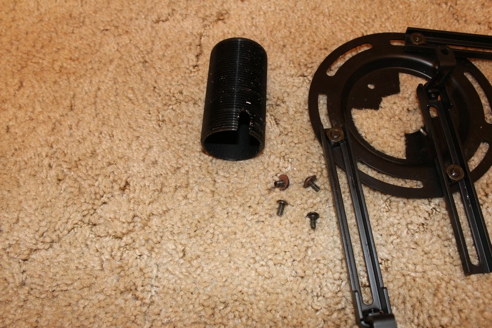 Projector Mount Universal Projector Ceiling Mount Bracket for LCD/DLP Projector