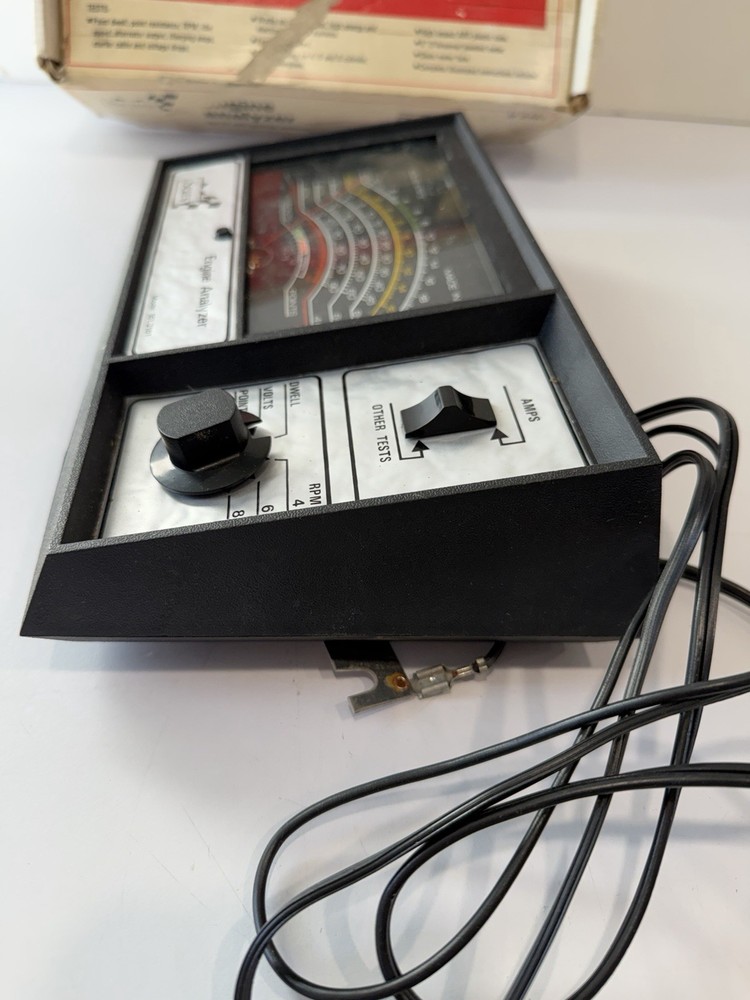 VINTAGE SEARS ENGINE ANALYZER MODEL 161.2161 *