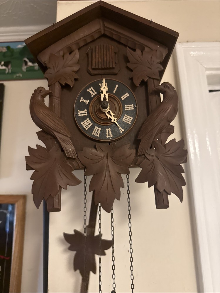 GERMAN CUCKOO CLOCK 100% WORKING CONDITION