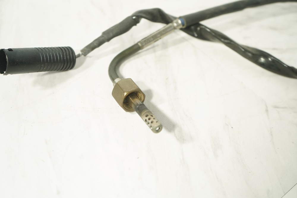 BMW 7 831 624-02 Exhaust Sensor USED
