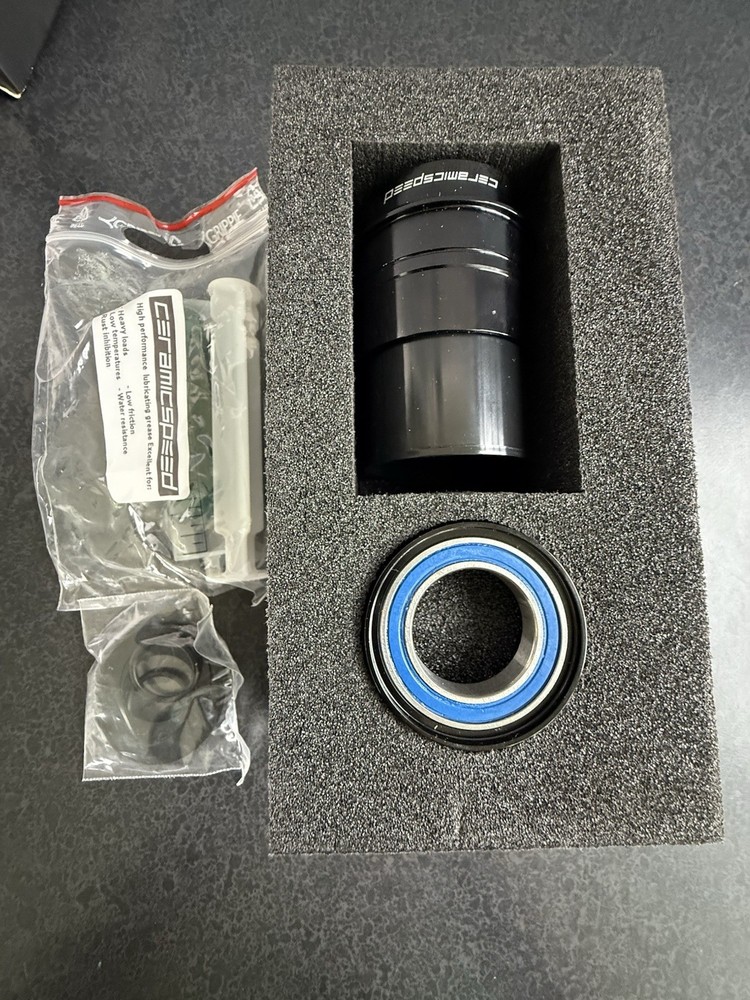 CeramicSpeed Bottom Bracket PF30 OSBB Shimano Blk No. 101422 Open Box