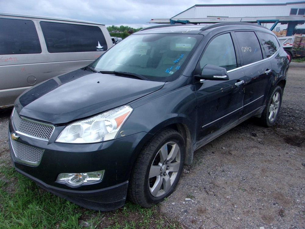 Used A/C Selector Switch fits: 2011 Chevrolet Traverse rear console mounted opt