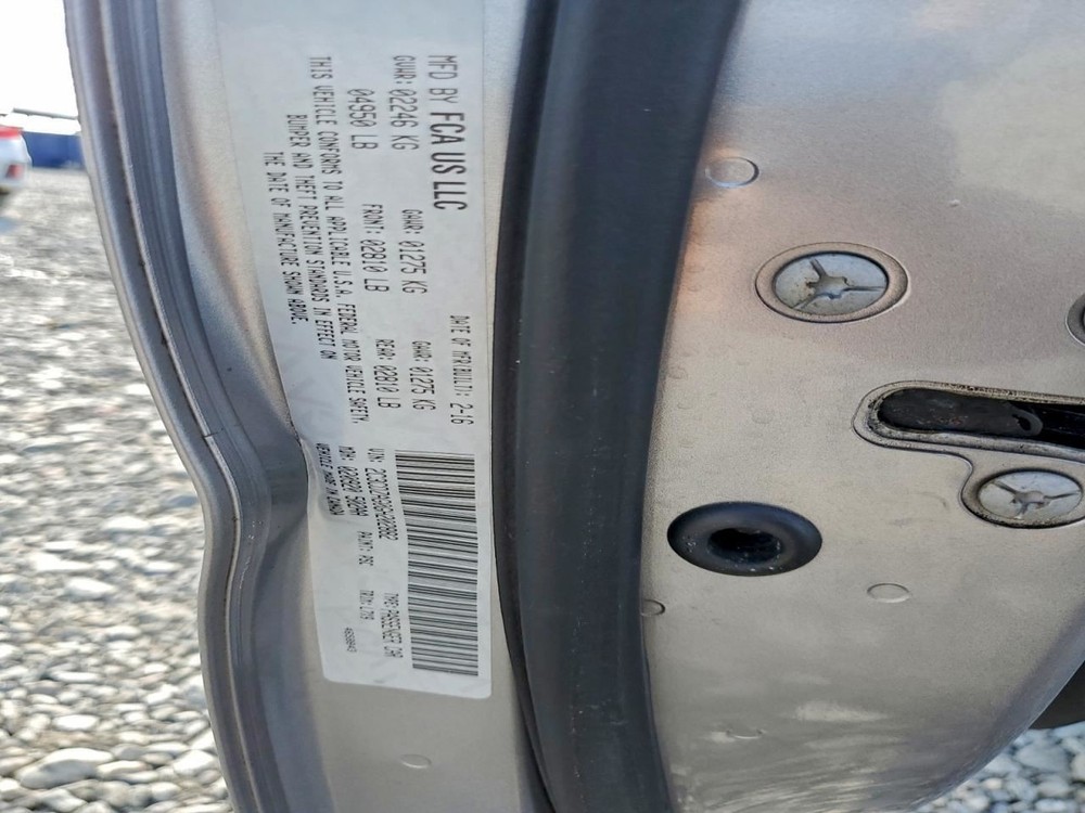 CHALLENGE 2016 Glove Box 4955480