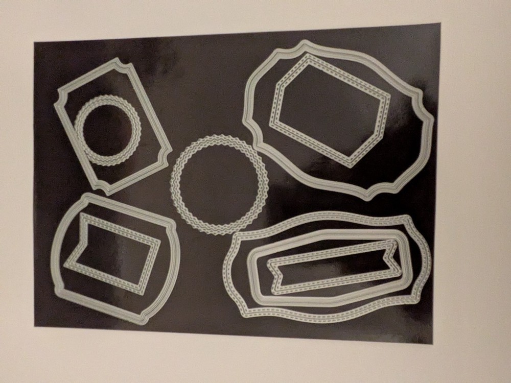 Die cutting sets