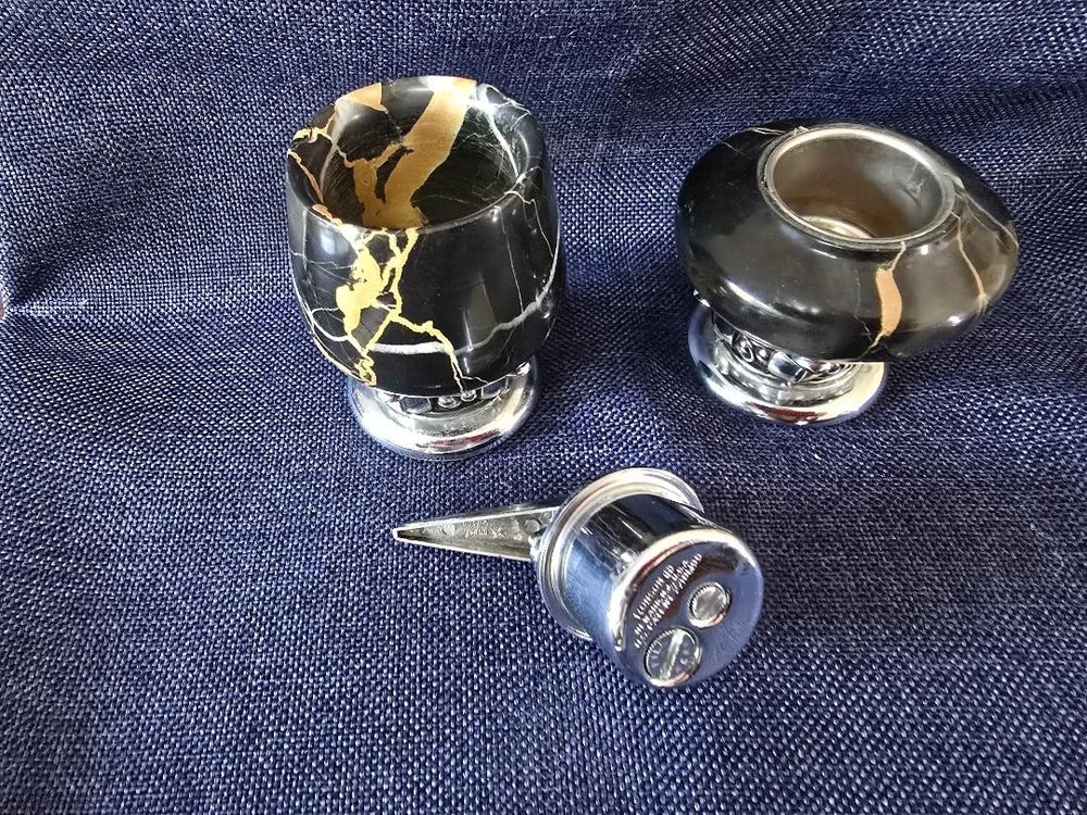 Ronson Nordic marble lighter and cigarette holder