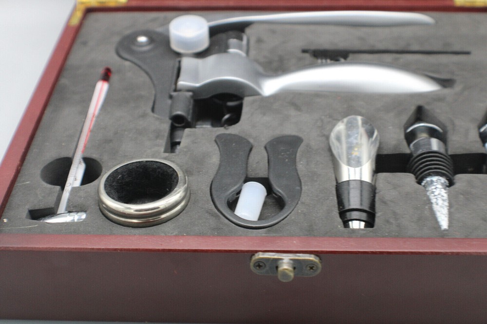 Wine Kit Set in Wooden Box