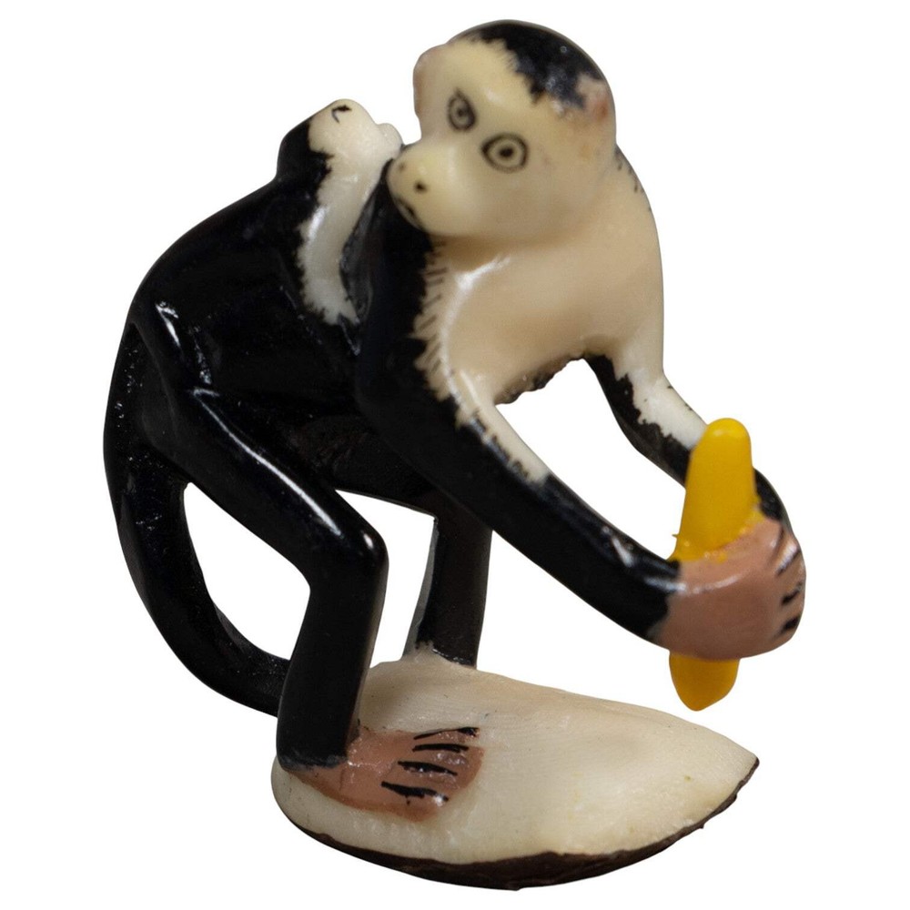White face Monkey With Infant Tagua Carving