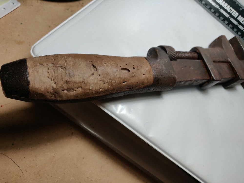 Coe's & Co. 12" Adjustable Wrench (CosTool029)