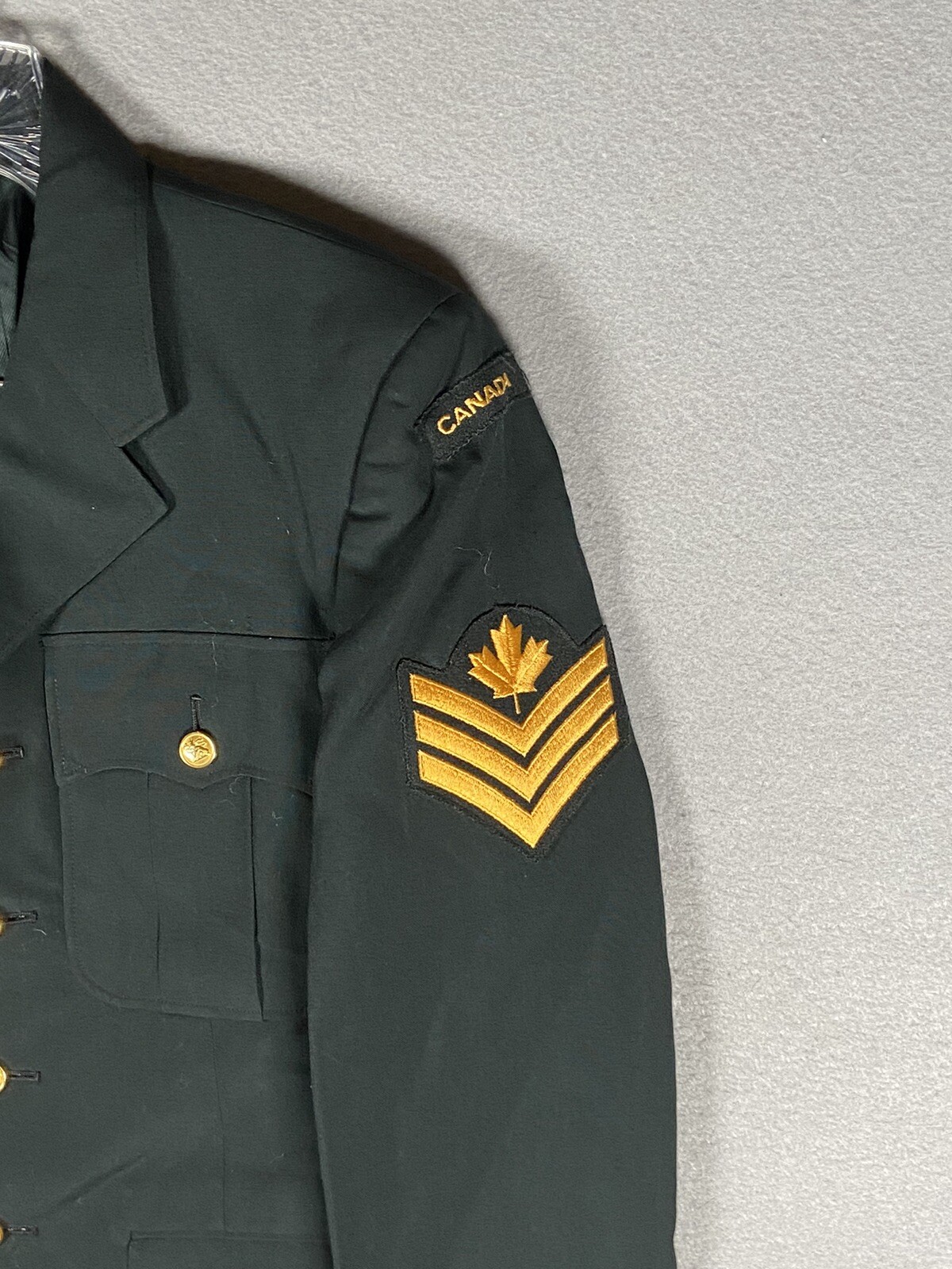 1969 Men's Service Dress Canadian Military Overcoat Greatcoat Sergeant Size N6